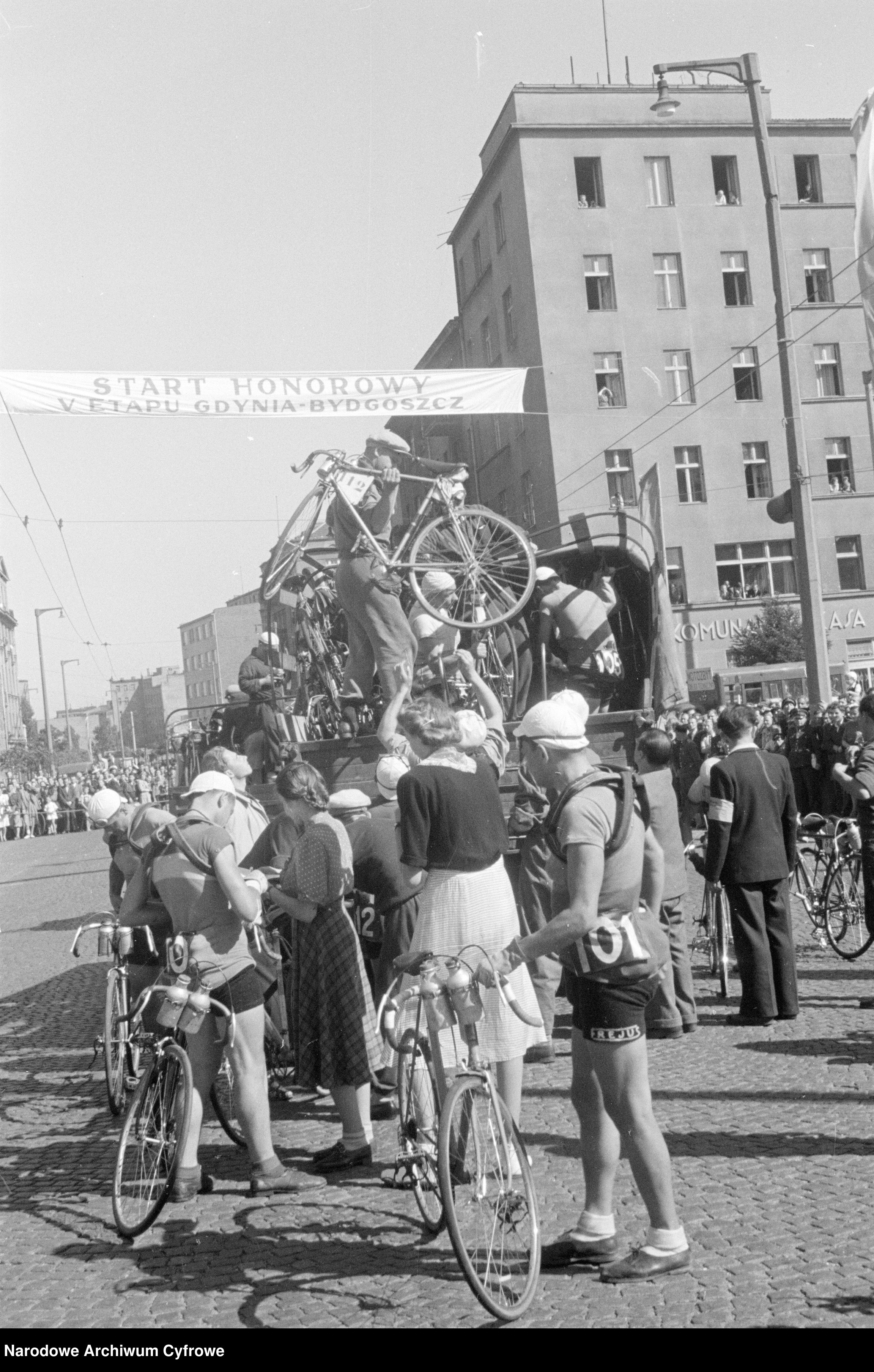 źródło: Narodowe Archiwum Cyfrowe