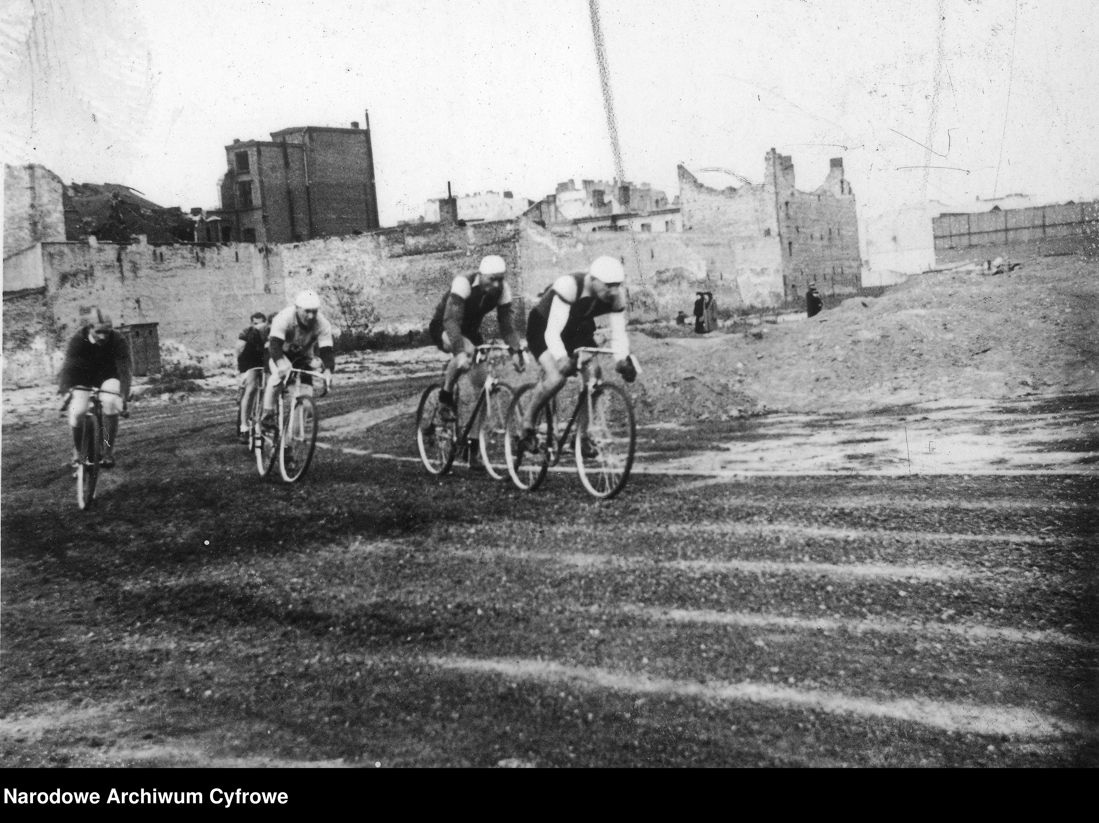 źródło: Narodowe Archiwum Cyfrowe